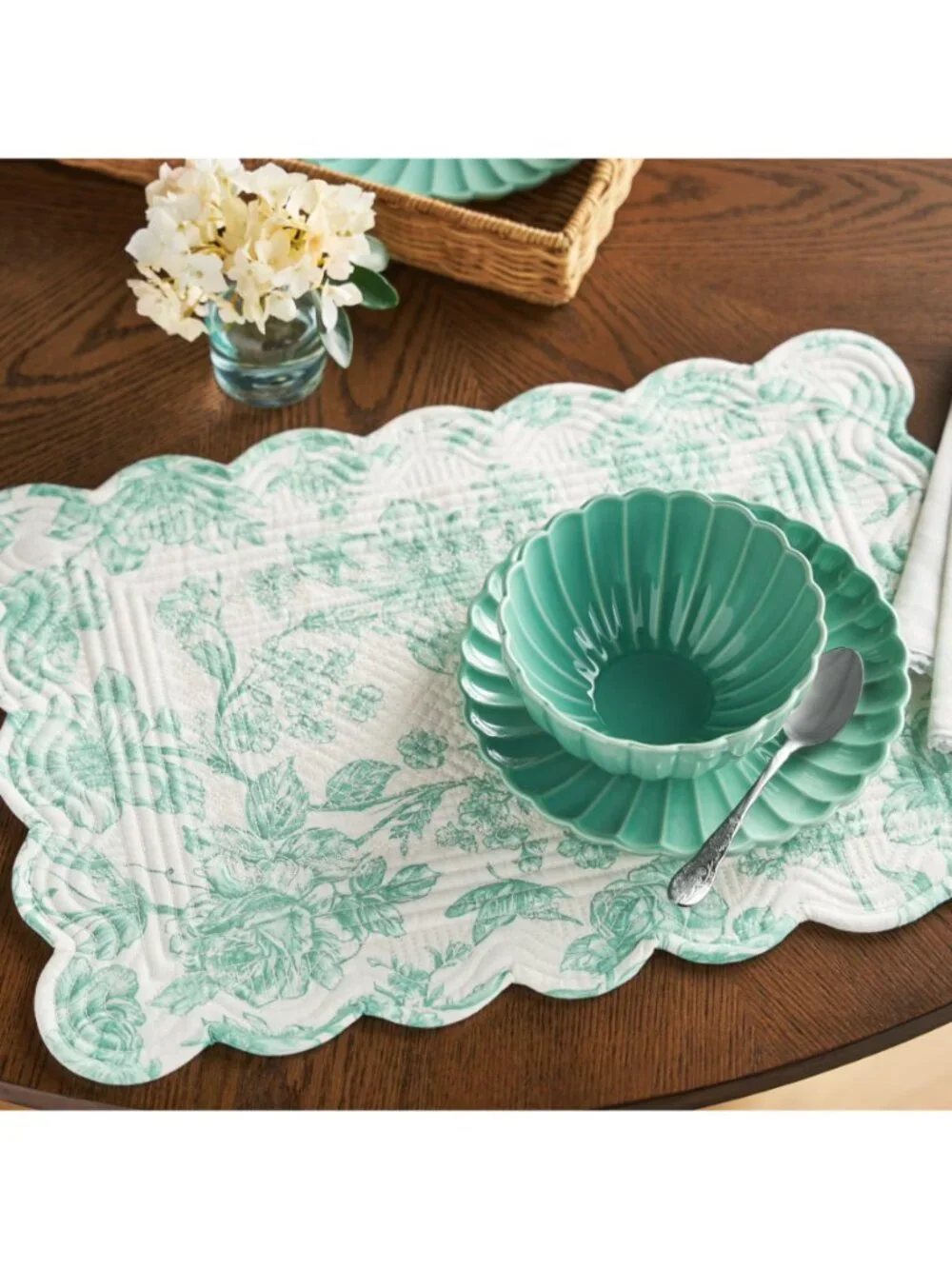 The Pioneer Woman Home Green Kitchen Linens Agatha Quilted Floral Placemats